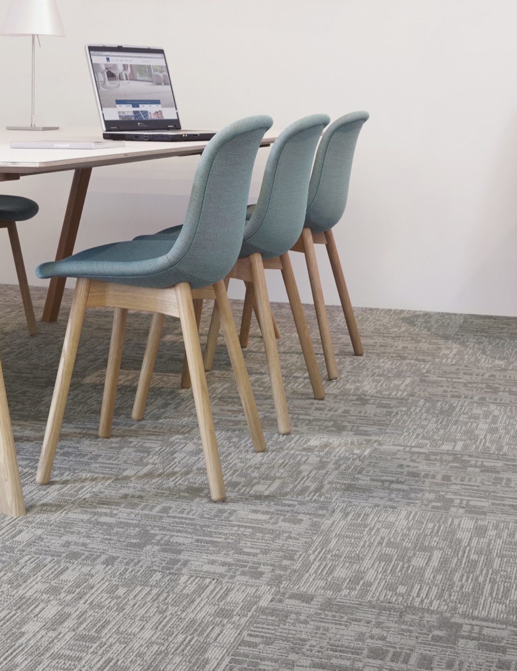 Linha Basic - Carpetes Comerciais